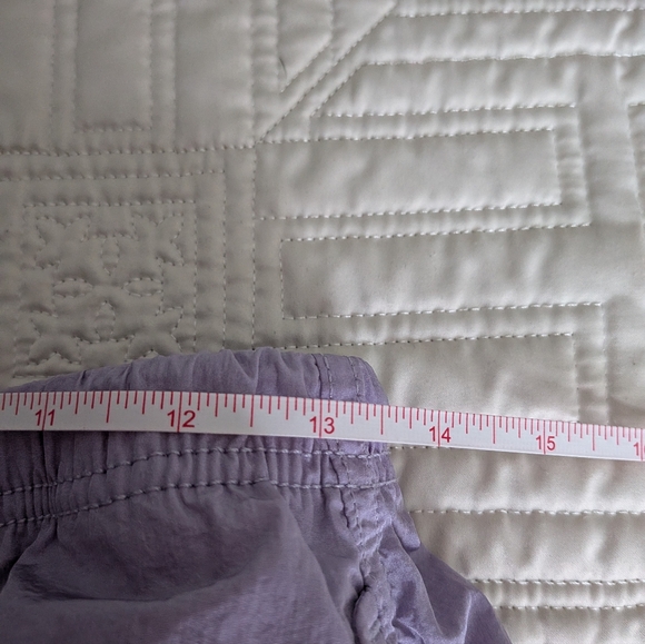 ARITZIA TNA Lilac Nylon Cargo Streetwear Athletic Athleisure Pants Size Small - Picture 8 of 13